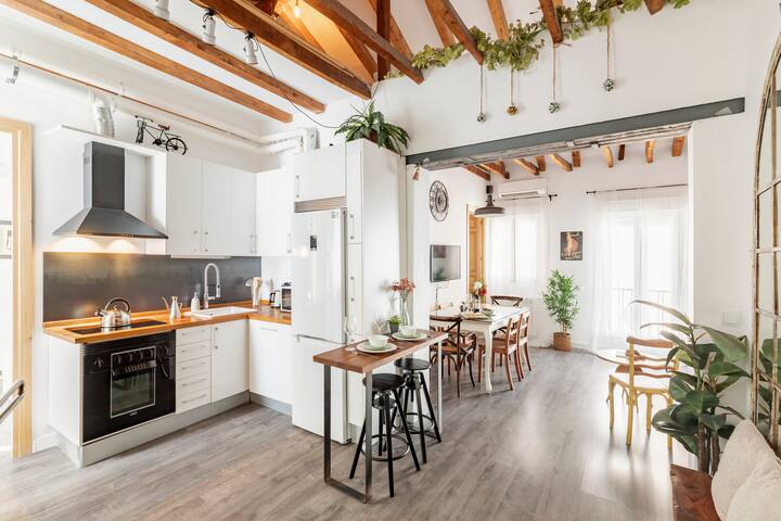 Exclusive Penthouse city centre, 3 BR , 2 Baths gallery image 3