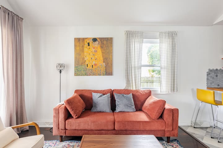 Scandinavian Retreat • Near Detroit & Ferndale - Oak Park, MI