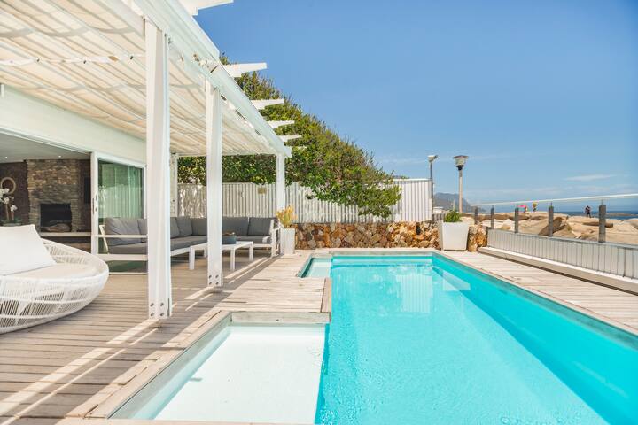 Glen Beach Bungalow Full House gallery image 4