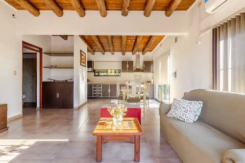 Airbnb con mejor rendimiento: Beatiful house by the roads of wine en Mendoza