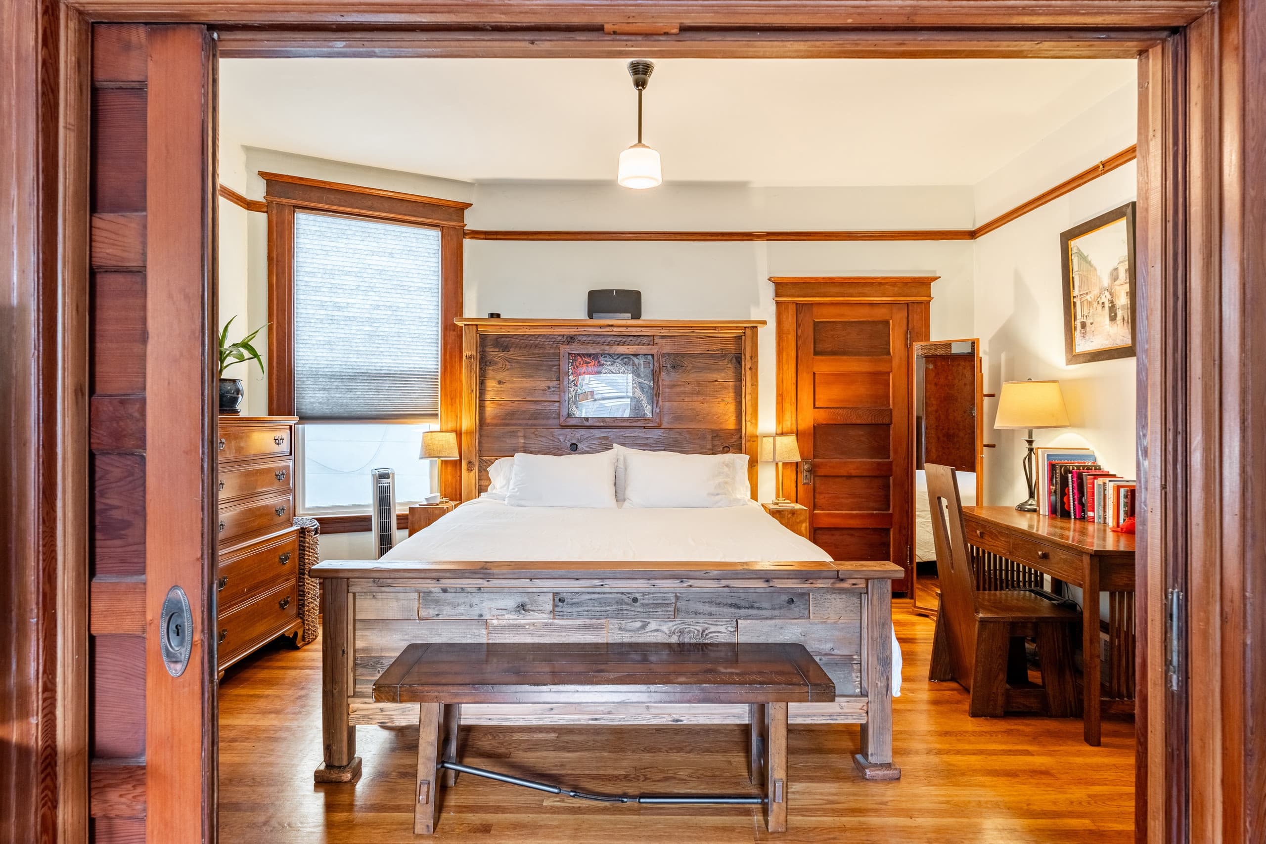 Home in San Francisco · ★4.98 · 2 bedrooms · 3 beds · 1.5 baths - Image 22