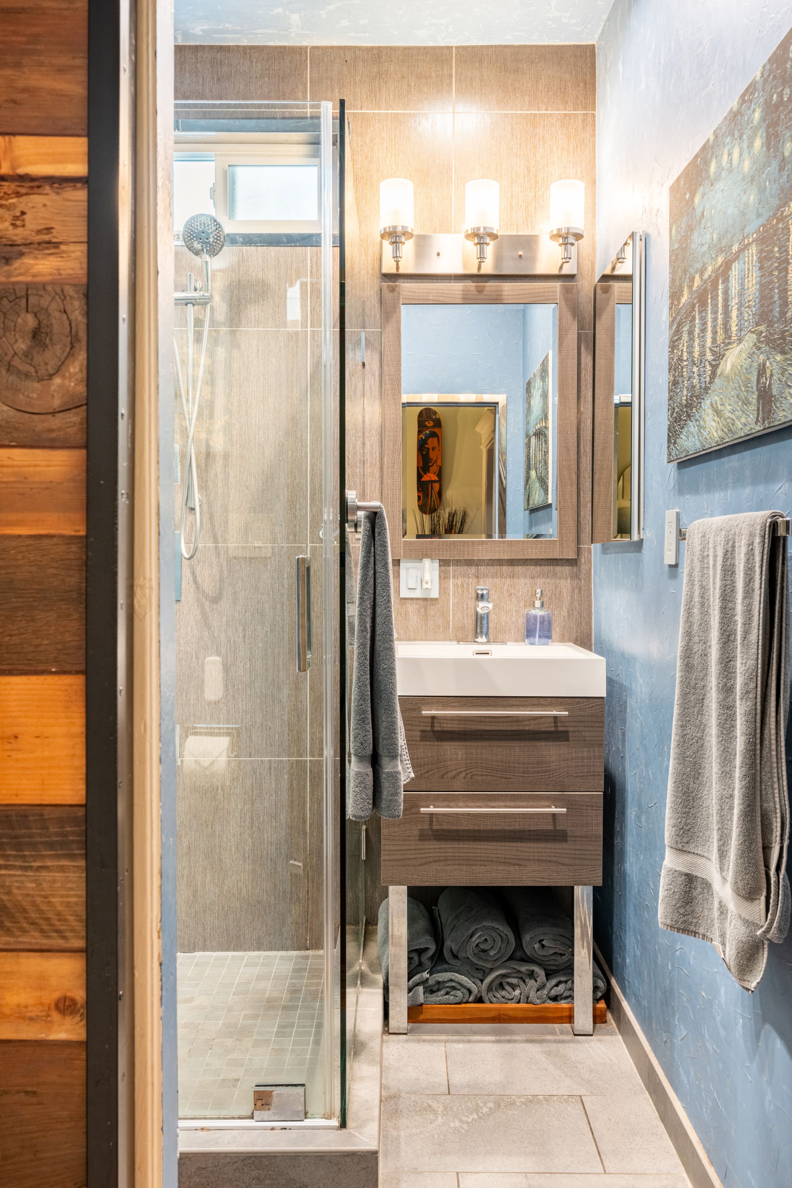 Home in San Francisco · ★4.98 · 2 bedrooms · 3 beds · 1.5 baths - Image 24