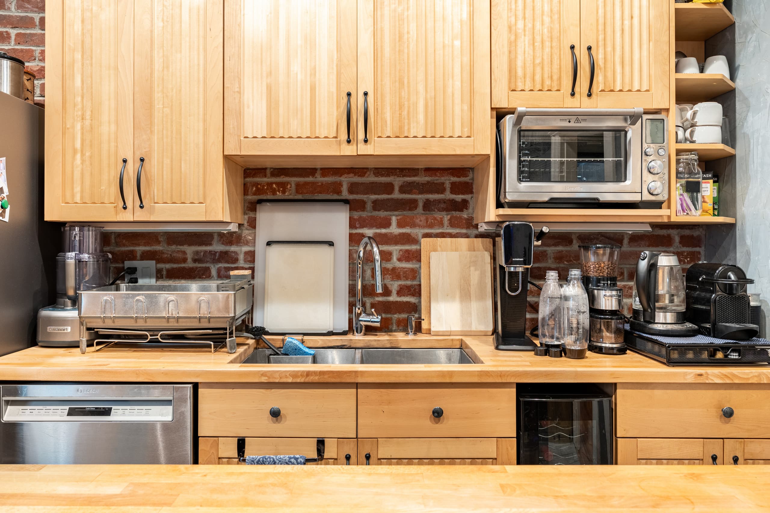 Home in San Francisco · ★4.98 · 2 bedrooms · 3 beds · 1.5 baths - Image 8