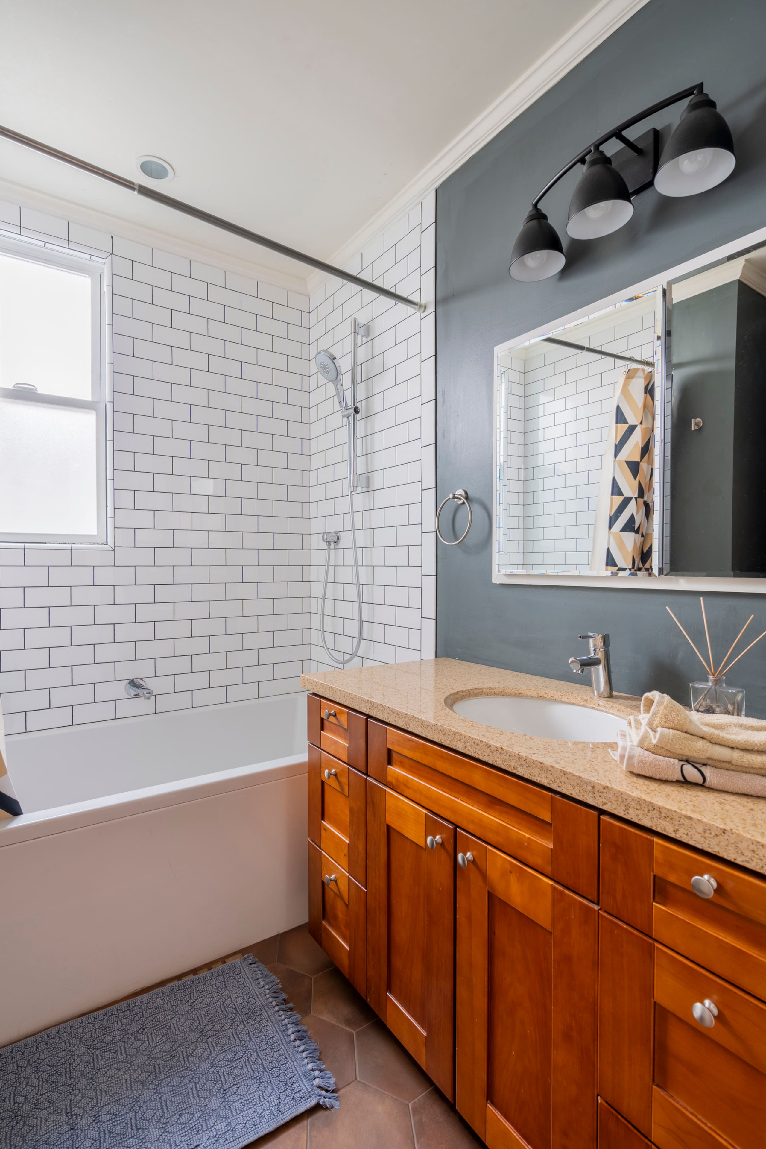 Home in San Francisco · ★4.79 · 3 bedrooms · 5 beds · 2 baths - Image 43