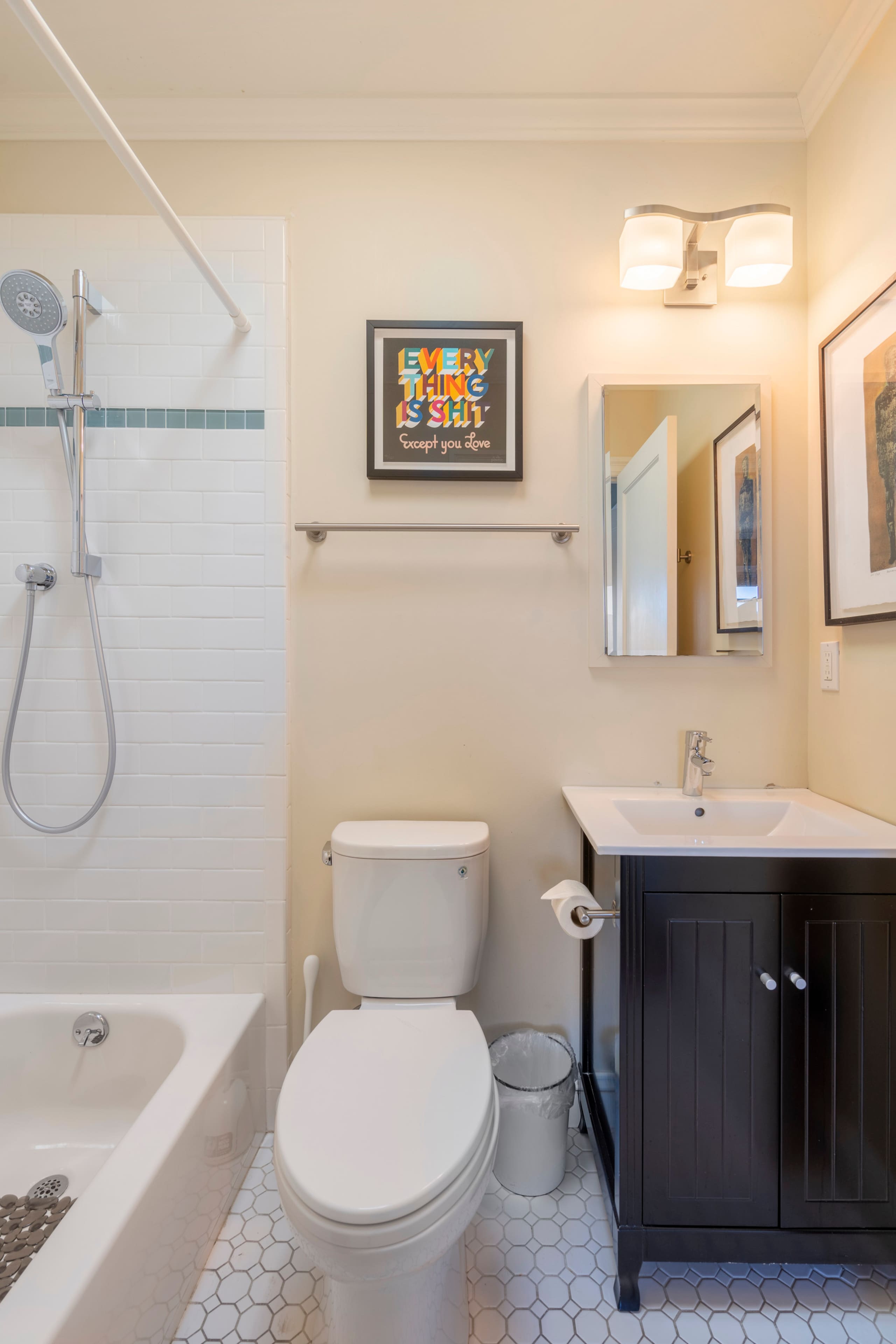 Home in San Francisco · ★4.79 · 3 bedrooms · 5 beds · 2 baths - Image 38