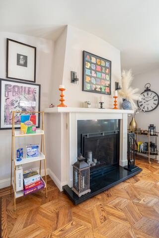 Vibrant Artful Home in SF gallery image 4