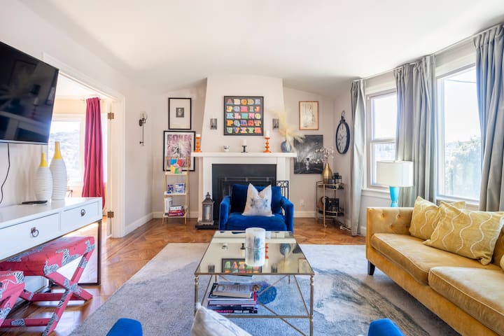 Vibrant Artful Home in SF gallery image 2