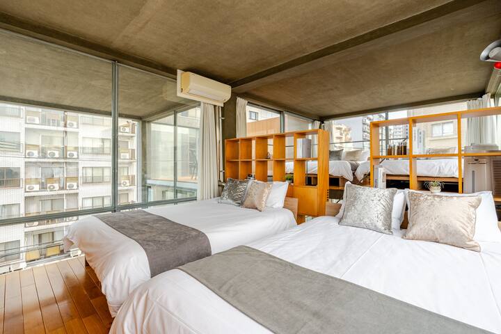 Near Shinjuku!MAX10!glass walls/roof balcony! /NM3 gallery image 4