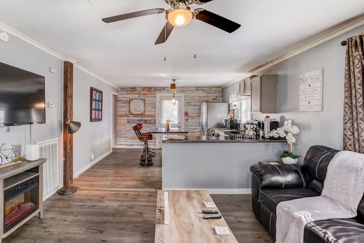 Bicycle House 靜 | King Bed | Mins To Stadium/ut/dt - Knoxville, TN
