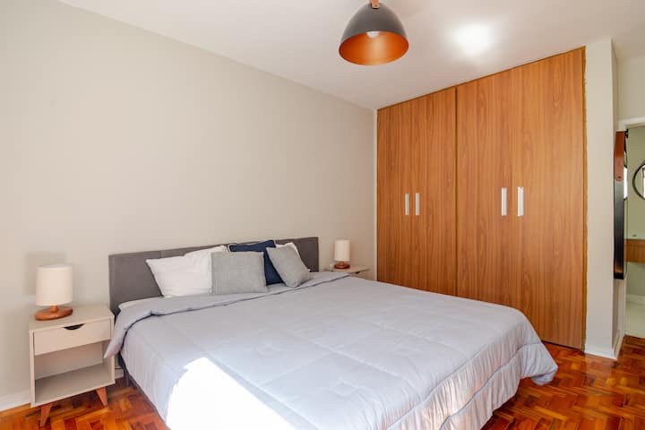 Av. Paulista / 4 bedrooms / Newly Reformed