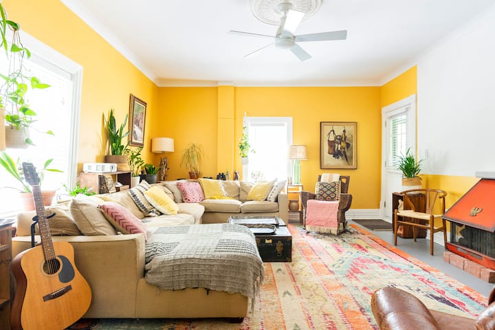 The River Farmhouse - Belleville