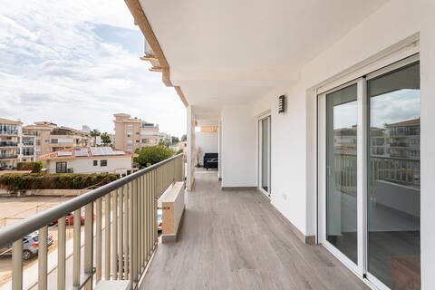 Apartment 5 minutes walk from Albir playa