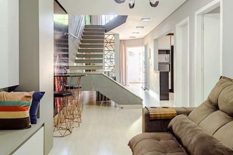 4 rooms with air, swimming pool and well located