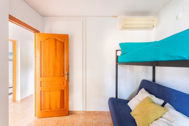 საძინებელი 1