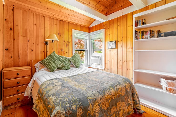 Sleep soundly on a queen bed with a plush Euro-top mattress — designed for comfort and a peaceful night’s rest.