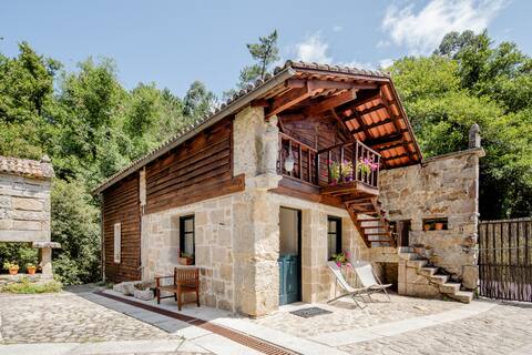 Old stone stable renovated with a Jacuzzi