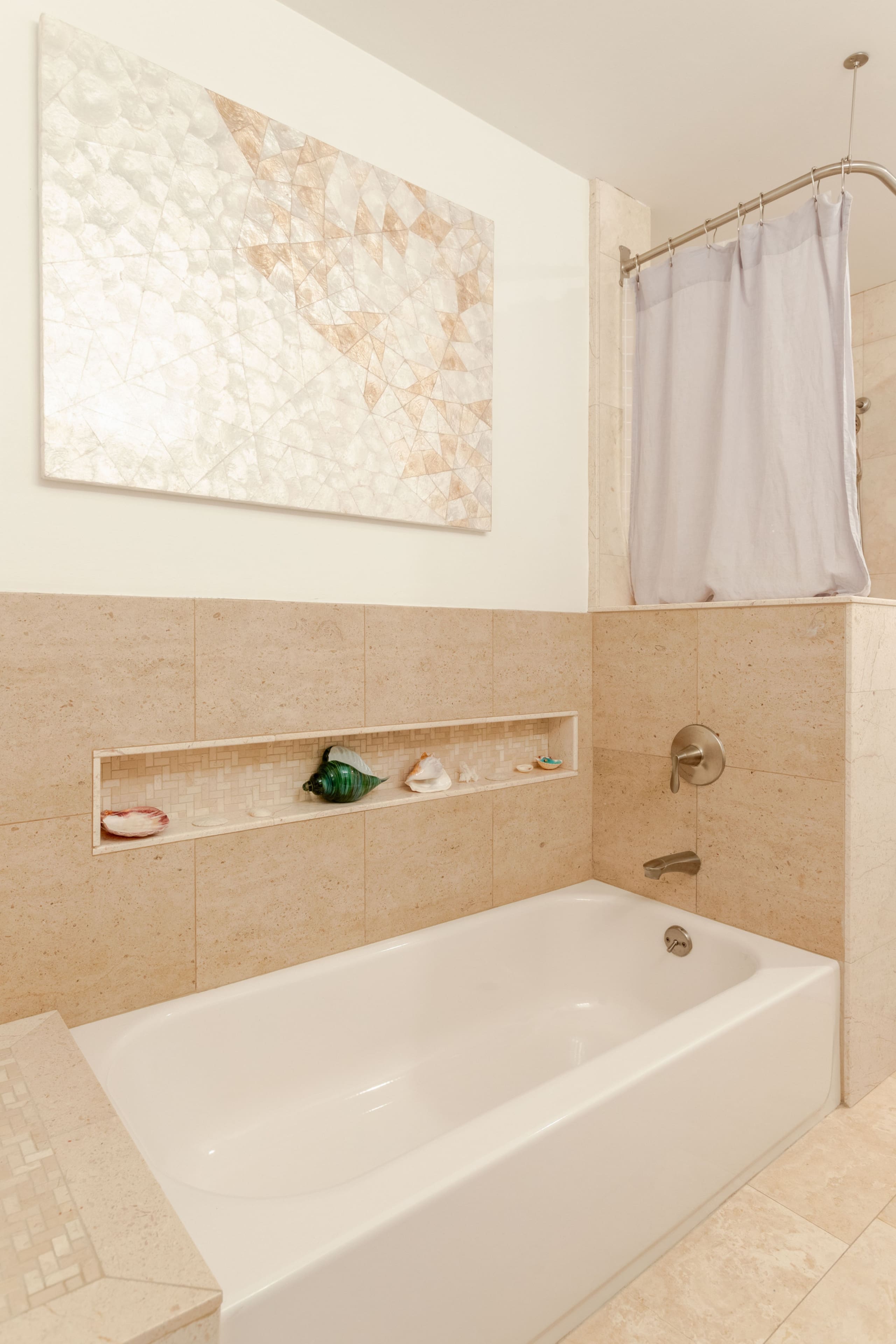 Home in San Francisco · ★4.86 · 1 bedroom · 1 bed · 1 bath - Image 16