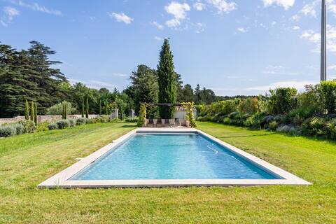 Beautiful 19th  c. house & pool in castle grounds