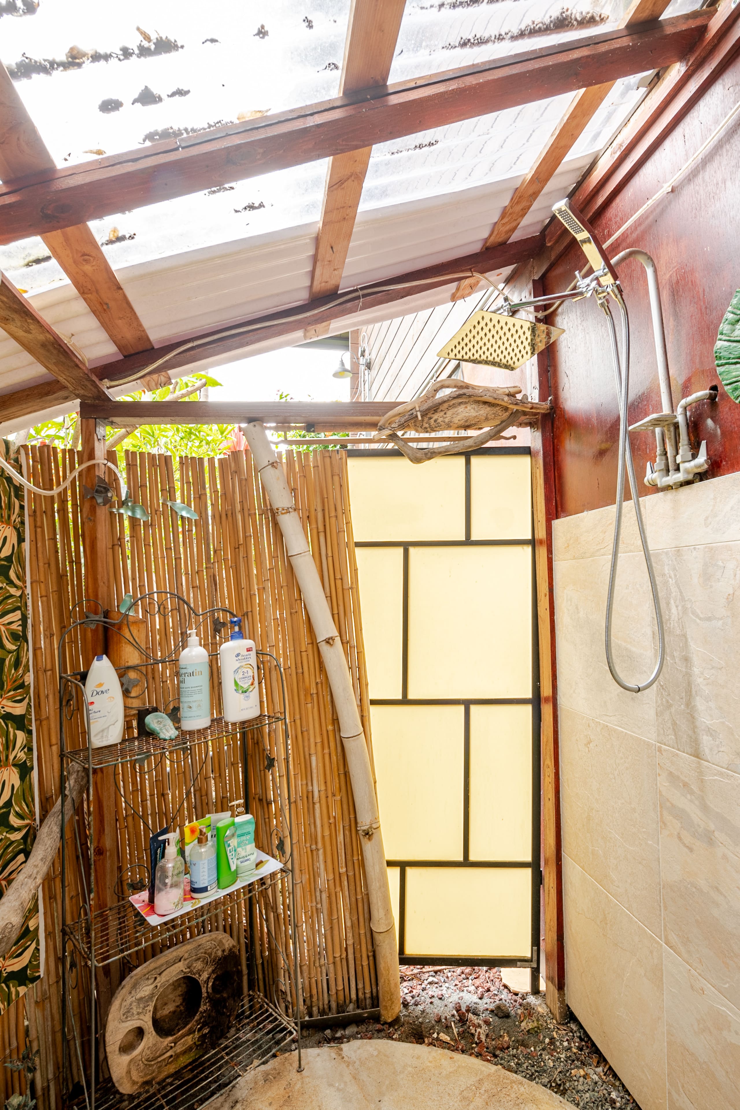 Home in Kailua-Kona · ★4.96 · 1 bedroom · 1 bed · 1 private bath - Image 14