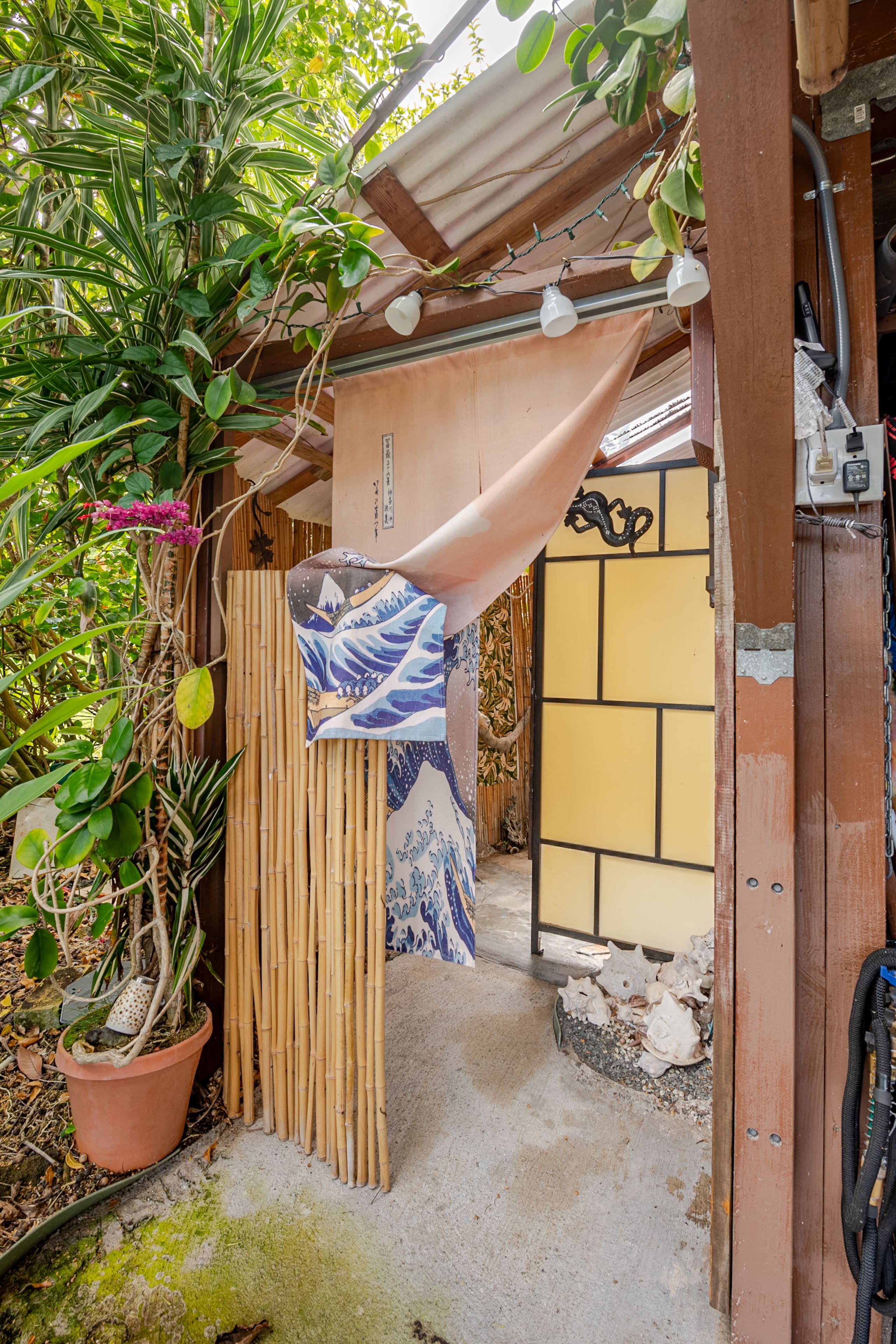 Home in Kailua-Kona · ★4.96 · 1 bedroom · 1 bed · 1 private bath - Image 19