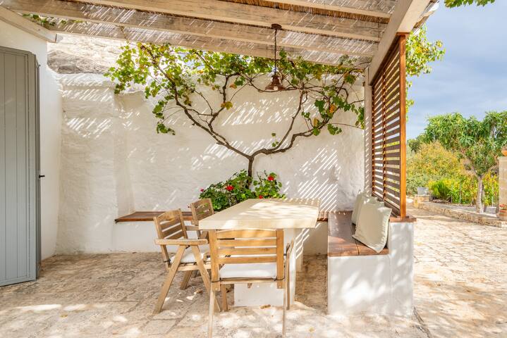 Trullo a ll’éra—Historic Rural Comfort in Ceglie Messapica gallery image 4