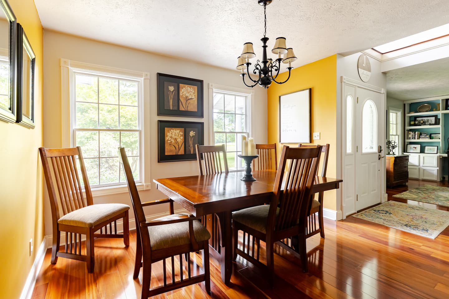 Peaceful country home & pool near DePauw