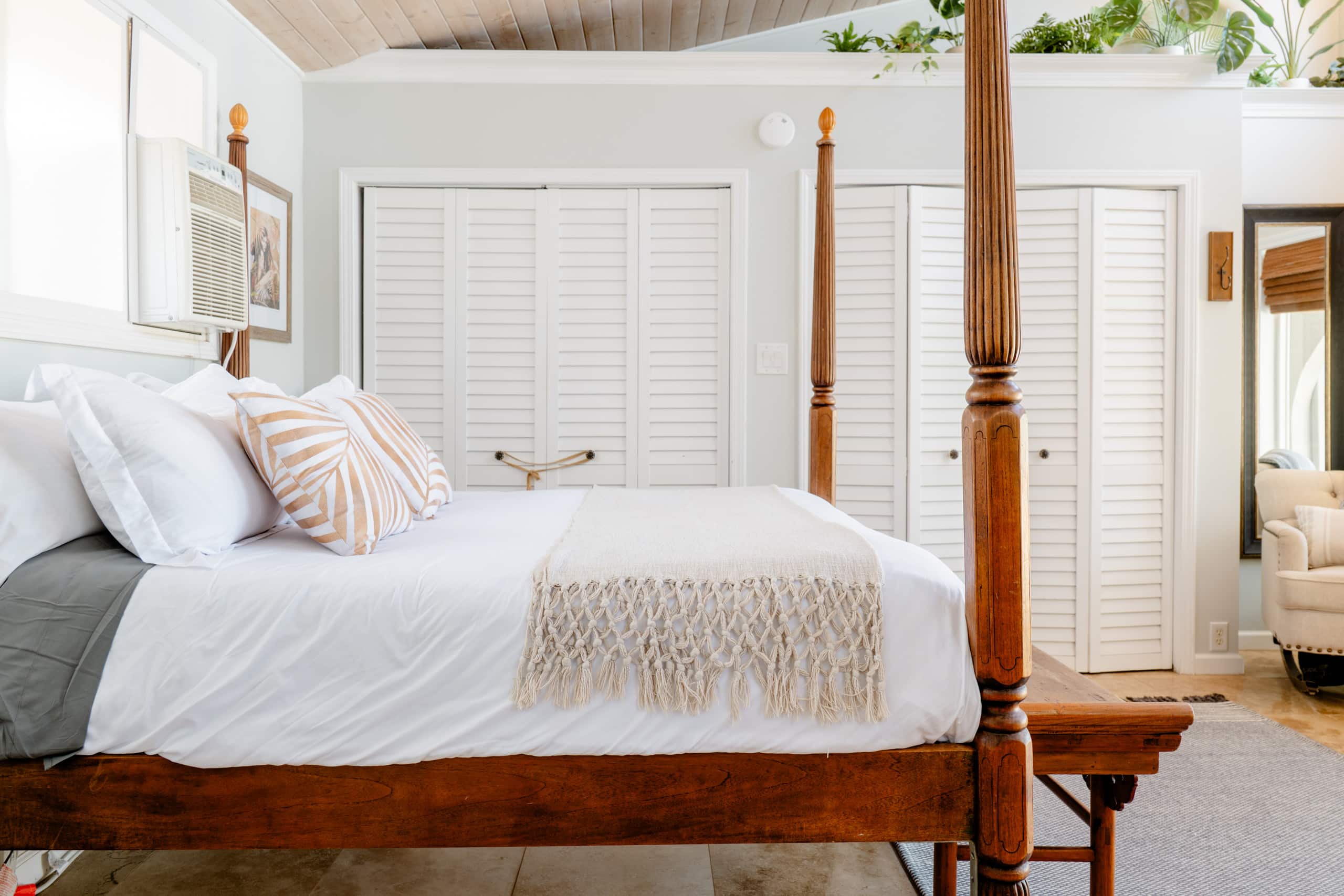 Tropical Pool Retreat -Private Suite - Ocean Views - Photo 11
