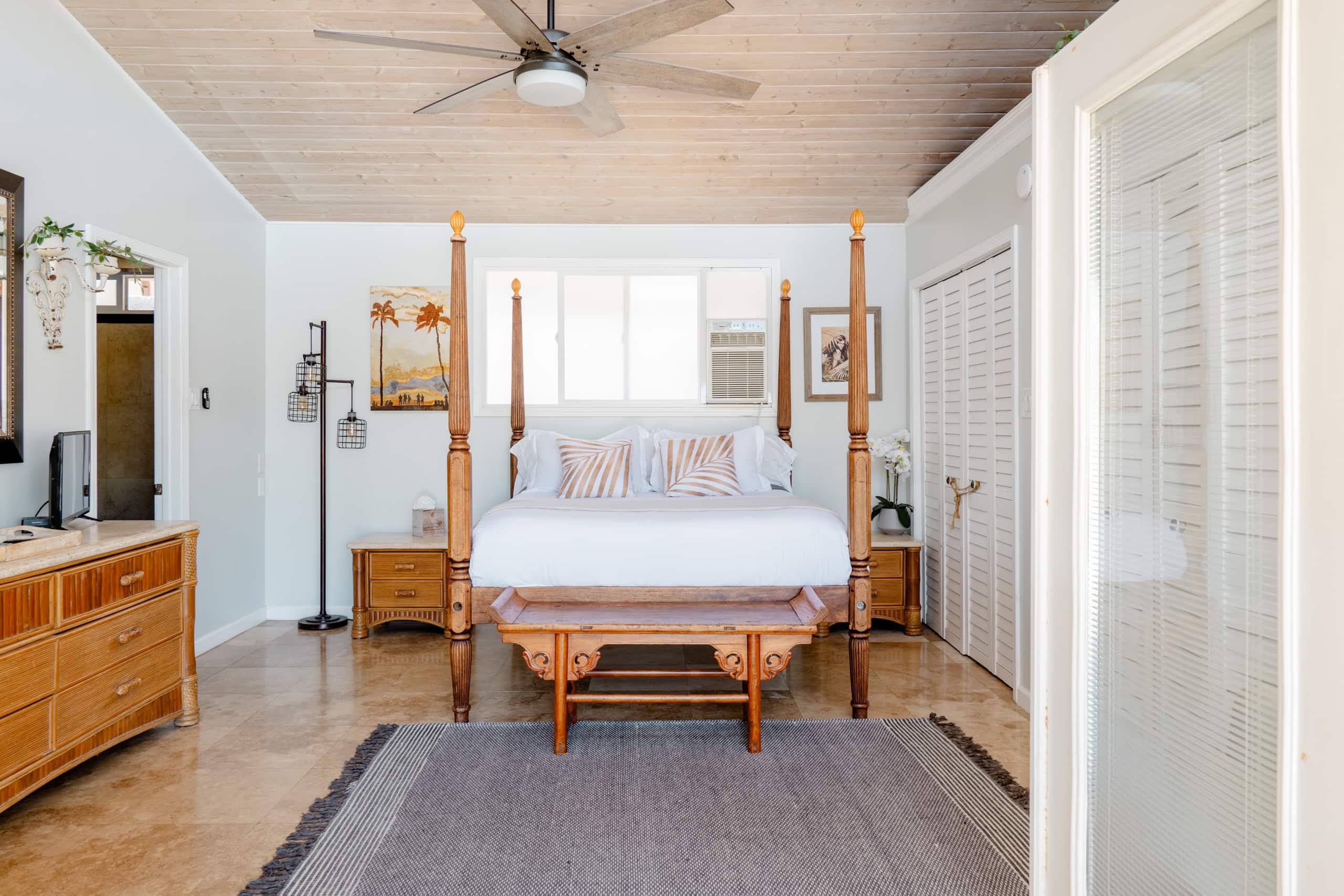 Tropical Pool Retreat -Private Suite - Ocean Views - Photo 13