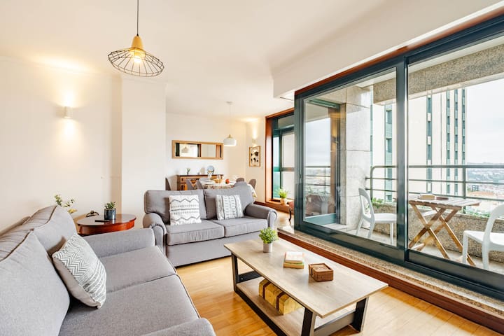 Espaço e conforto no coração do Porto gallery image 3