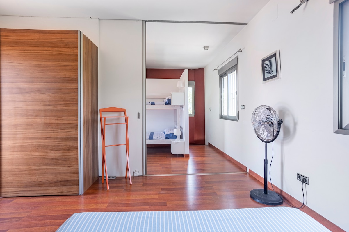 غرفة النوم 2