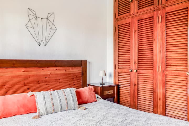 საძინებელი 1