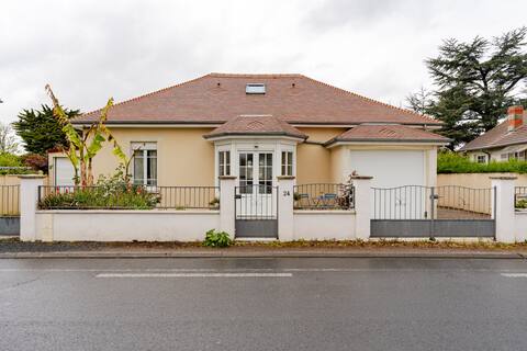 Comfortable house 2 min from the beach