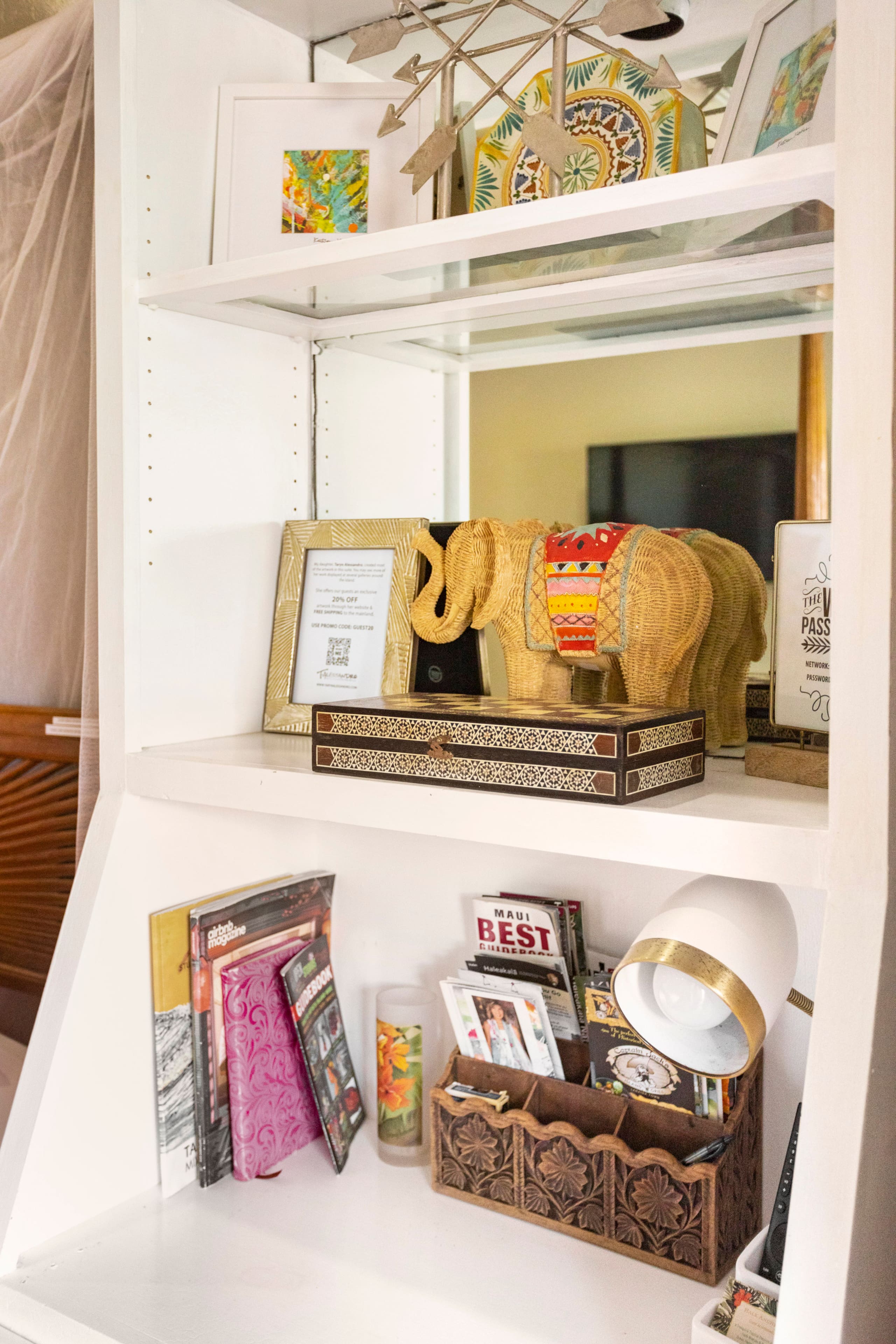Boutique Suite/Banana Bread, Hot Tub and Sauna - Image 31