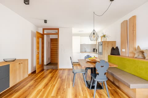 Stylish Dolomites Apartment, Modern & Comfort