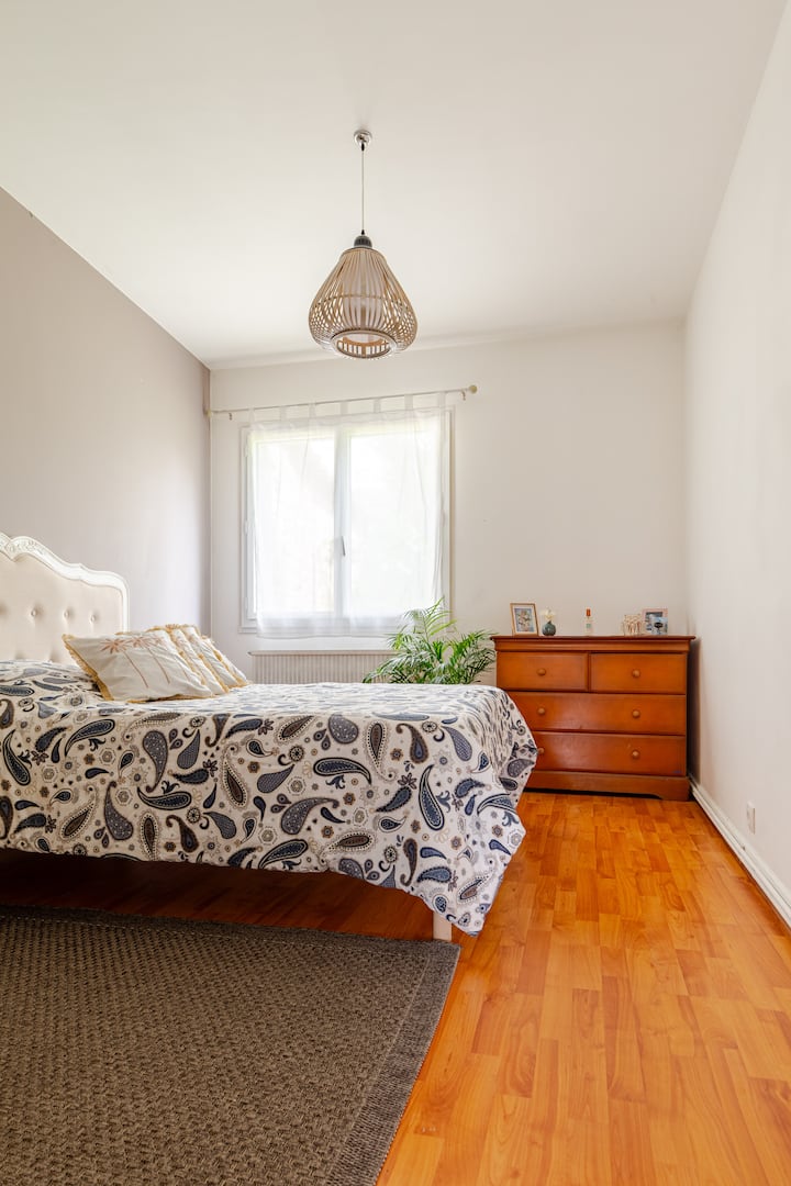 غرفة النوم 1