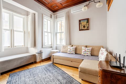 Top Airbnb: Fully-restored historic Kuzguncuk residence in Üsküdar