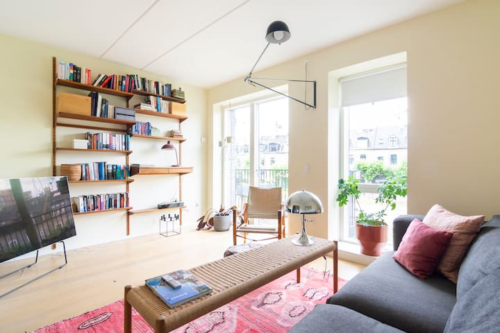 Townhouse in Carlsberg Byen overlooking Humlebyen gallery image 2