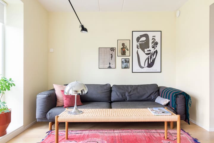 Townhouse in Carlsberg Byen overlooking Humlebyen gallery image 3