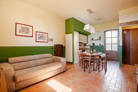 Top Airbnb: Historic residence surrounded by olive trees a Magione