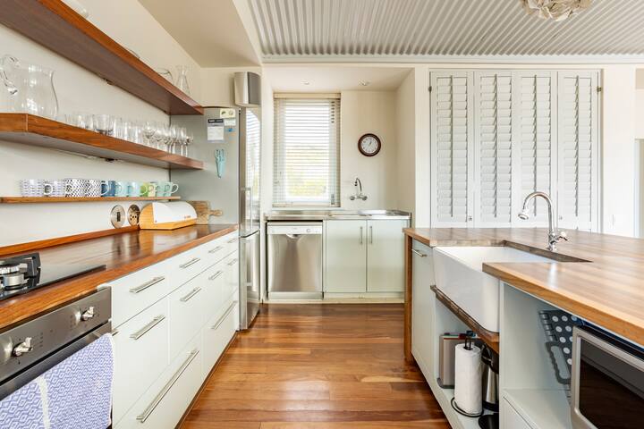 Sunny Beach House Kommetjie gallery image 5