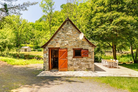 2-bedroom chalet for skiing, spa, hiking