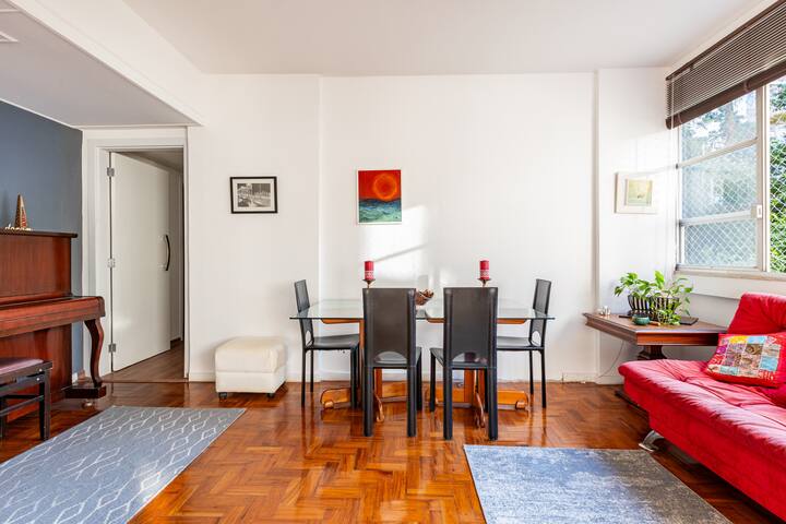 Quiet three bedrooms by lagoon gallery image 2