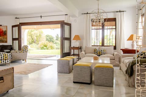Propiedad de Airbnb exitosa: Beautiful house in Guadalmina Baja en Estepona