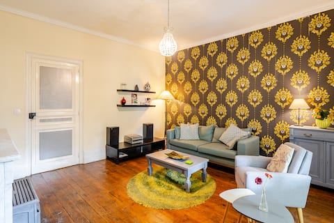 Spacious apartment with fireplace.