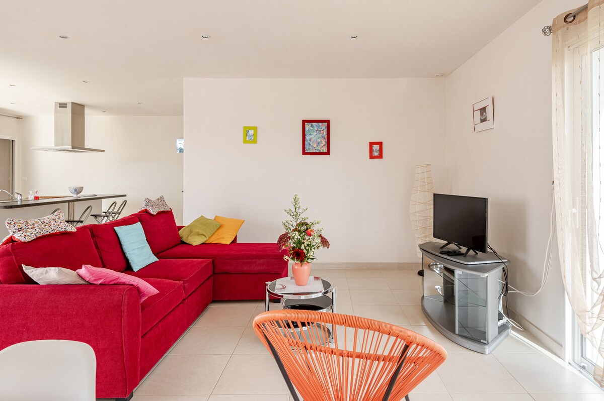 Propriété Airbnb réussie: beach house, parking and private land à Saint Hilaire De Riez