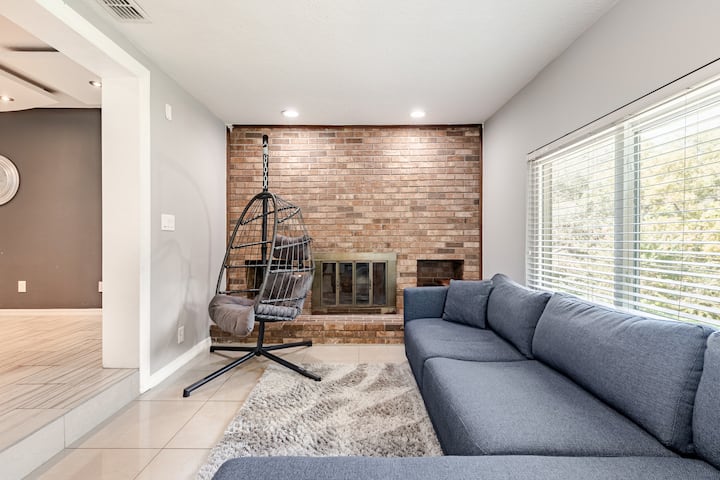 2/2 Spacious Modern House - Orlando