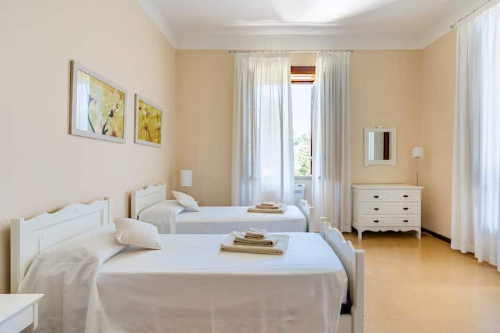 Camera da letto 4