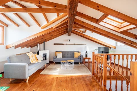 Centrally located beach house, 4 minutes from the beach