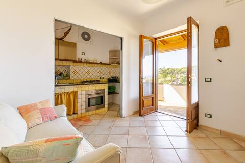 Annuncio Airbnb popolare: Sea, nature and breathtaking sunsets a Forio