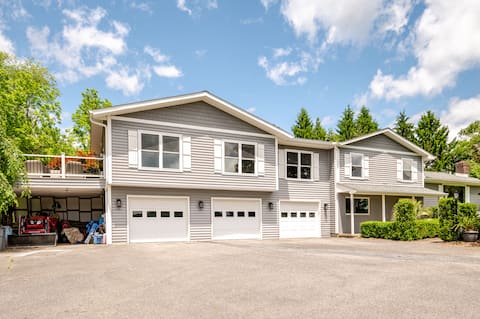 Private, spacious home close to stadium